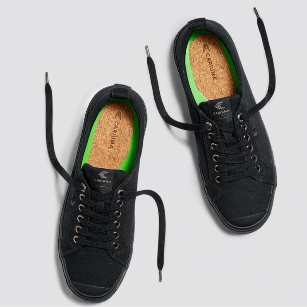 Cariuma OCA Low All Black Canvas Sneaker | 11